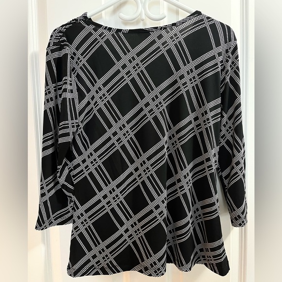 Jessica Black and White Dotted Blouse | Size M - Picture 3 of 3